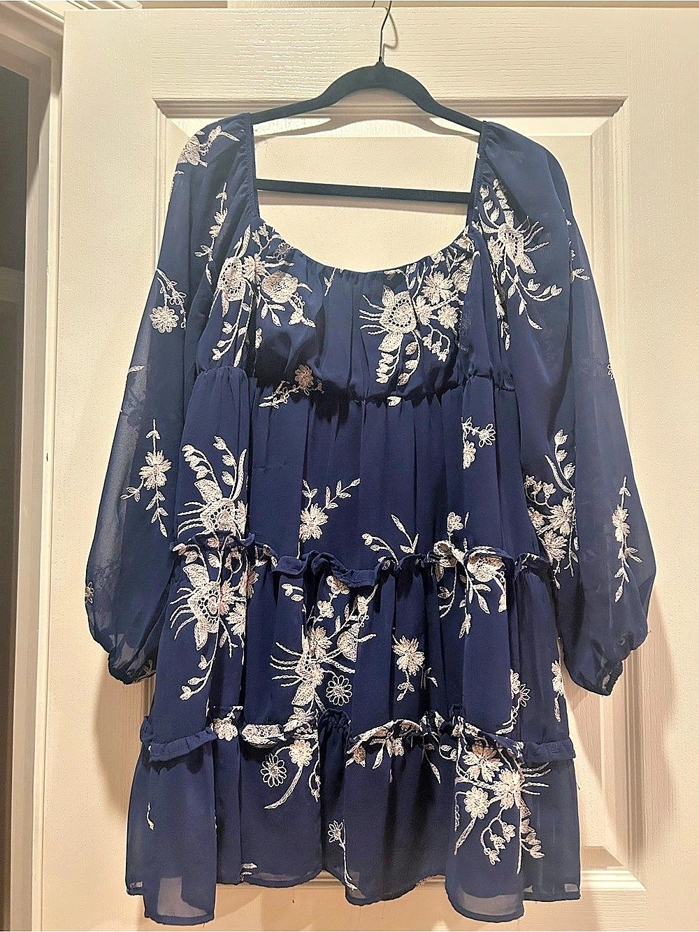 Almost Famous Floral Mini Dress in Blue & White Like New